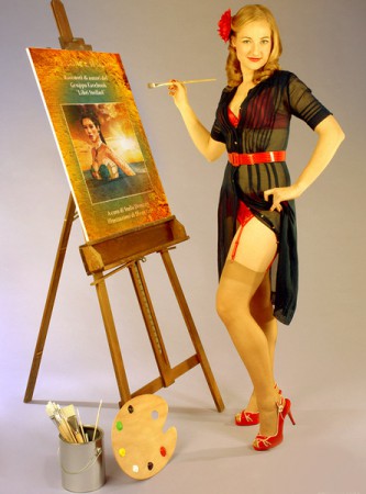 Una sexy pittrice per "Le Donne e il Mare"